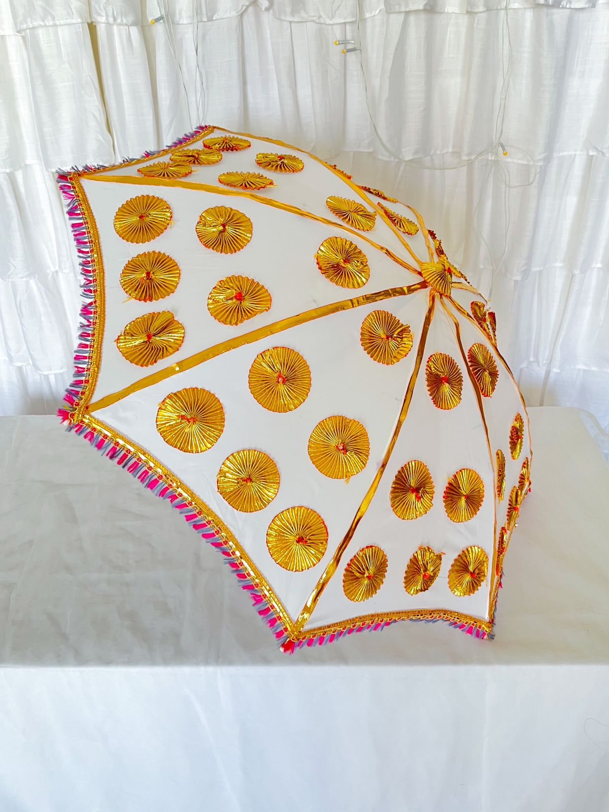 golden gota umbrella 3